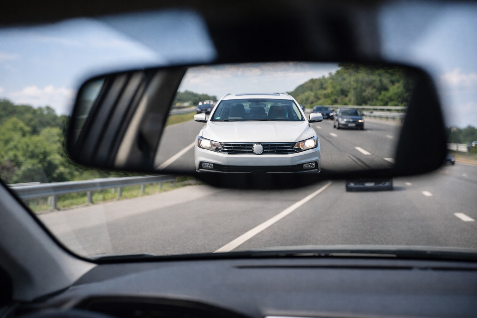 Car following too closely in Florida highlighting tailgating accident liability